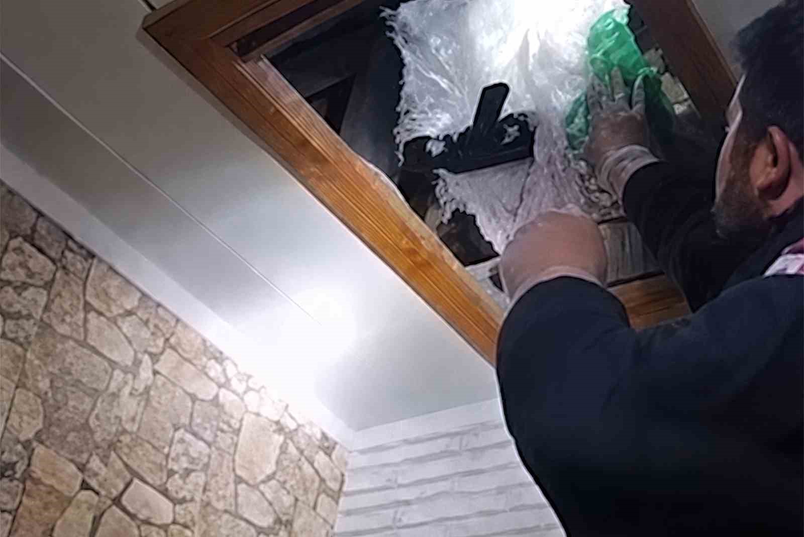 kirikkalede catiya gizlenen cuvaldan kalasnikof cikti 0 iMARmzPv