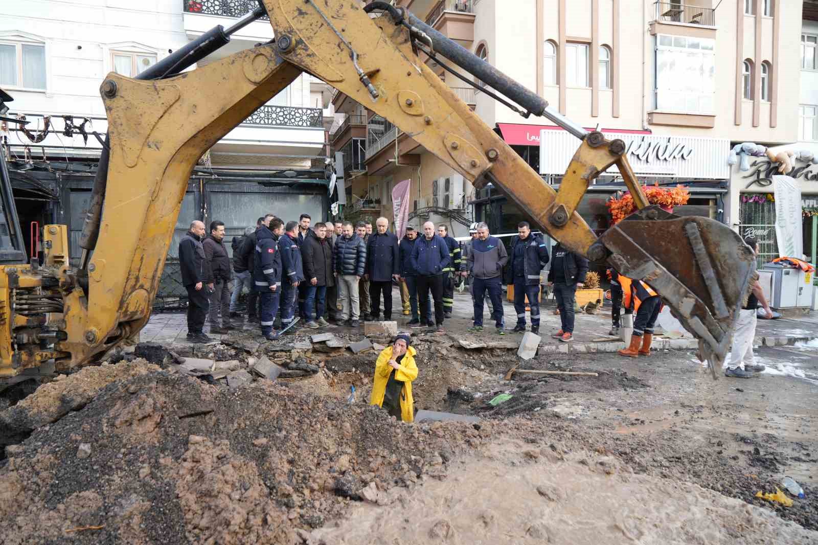 Kırıkkale’de doğal gaz boru hattı patladı, alevler metrelerce yükseldi 9 kirikkalede dogal gaz boru hatti patladi alevler metrelerce yukseldi 5 pK8D5qAE