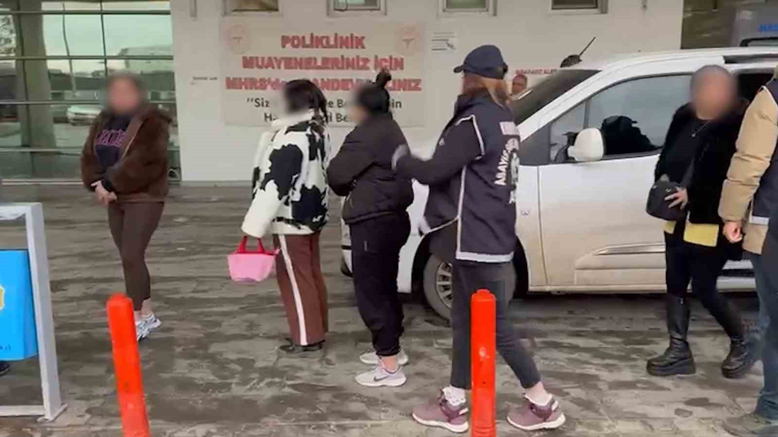 kirikkalede fuhus operasyonu 2si yabanci uyruklu 4 kadin gozaltina alindi 2 KpQKAmSZ