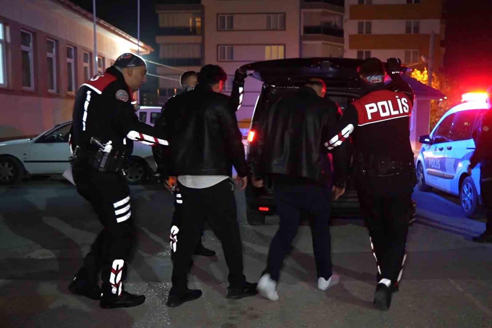 kirikkalede polis ve jandarmadan huzur 71 uygulamasi 3 fJHMzFin