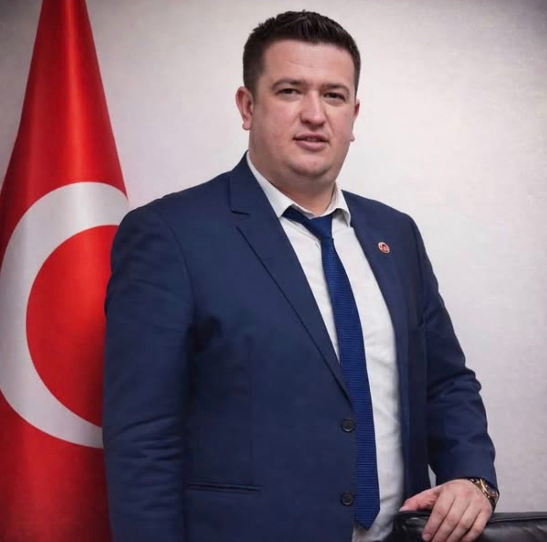 Kırklareli’deki soba faciasında hayatını kaybeden Eralp Çoralı son yolculuğuna uğurlandı 4 kirklarelideki soba faciasinda hayatini kaybeden eralp corali son yolculuguna ugurlandi 0 bcjEnQ3u