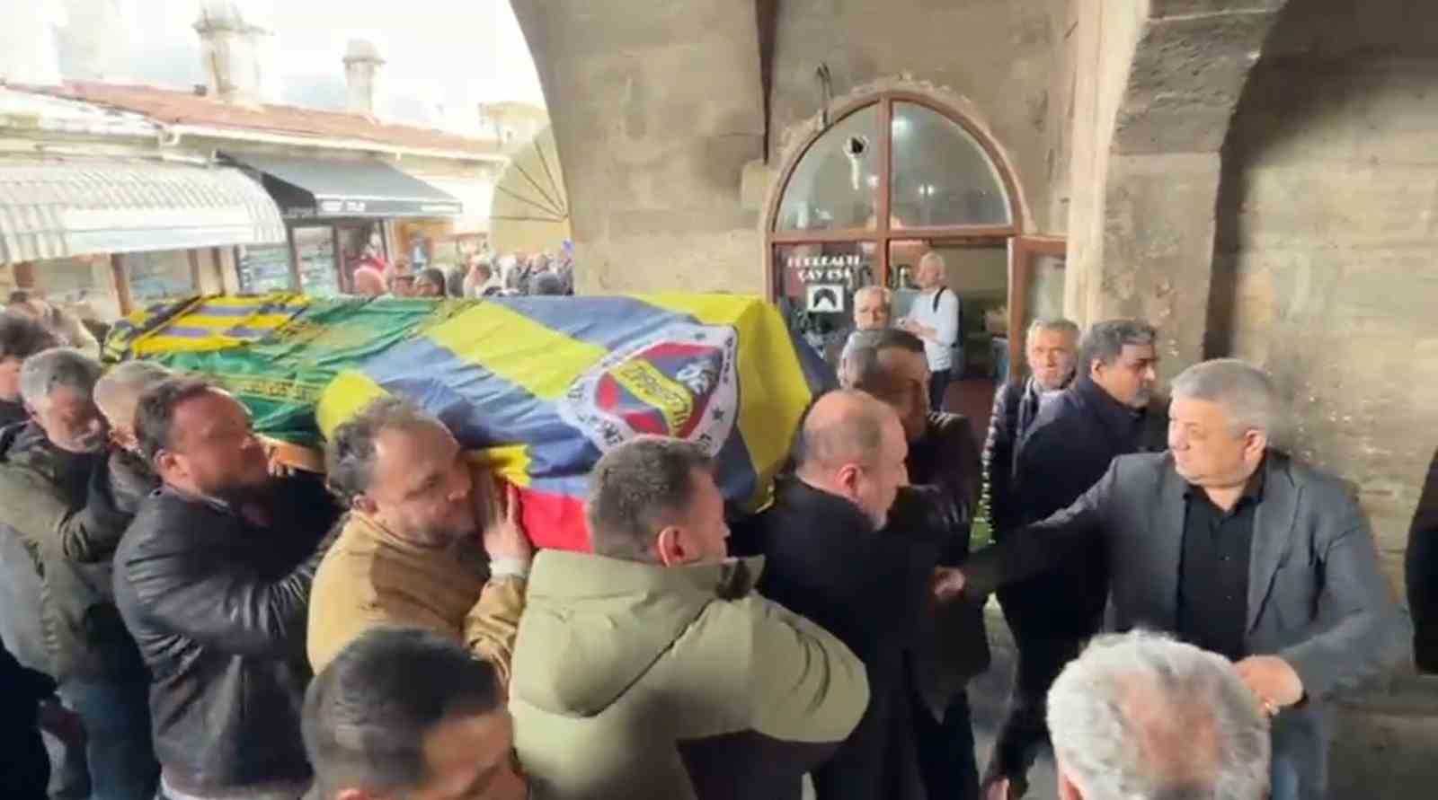 Kırklareli’deki soba faciasında hayatını kaybeden Eralp Çoralı son yolculuğuna uğurlandı 5 kirklarelideki soba faciasinda hayatini kaybeden eralp corali son yolculuguna ugurlandi 1 g1vOVaVR