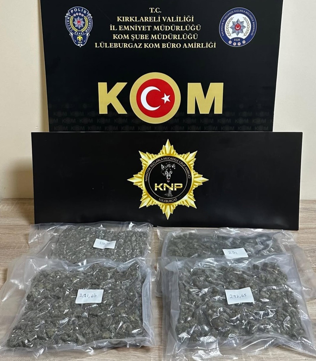 kirklarelinde 1 kilo 170 gram skunk ele gecirildi 0 uNuPIBUb