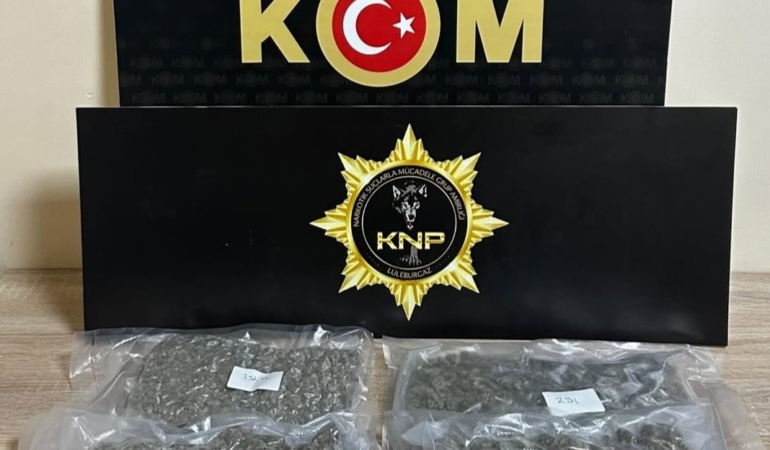 kirklarelinde-1-kilo-170-gram-skunk-ele-gecirildi-X4I7wpmk.jpg
