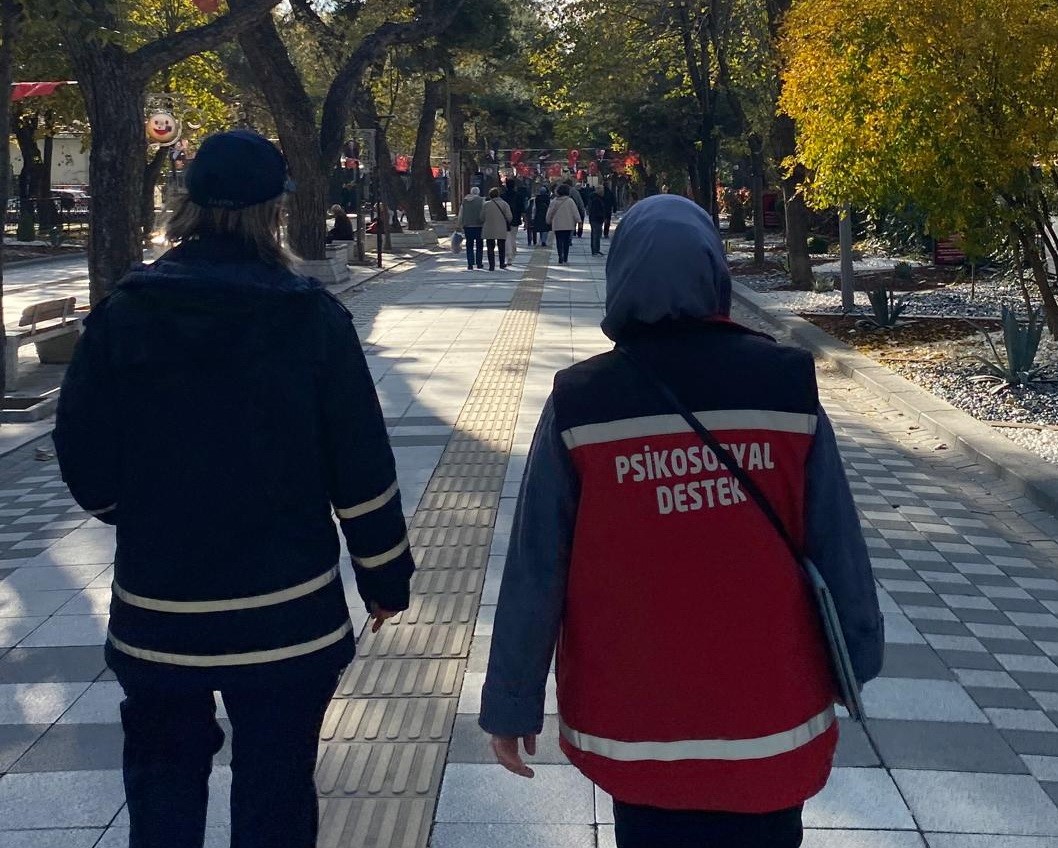 kirklarelinde dilenen ve sokakta calisan cocuk denetimleri 1 MNiidrWm