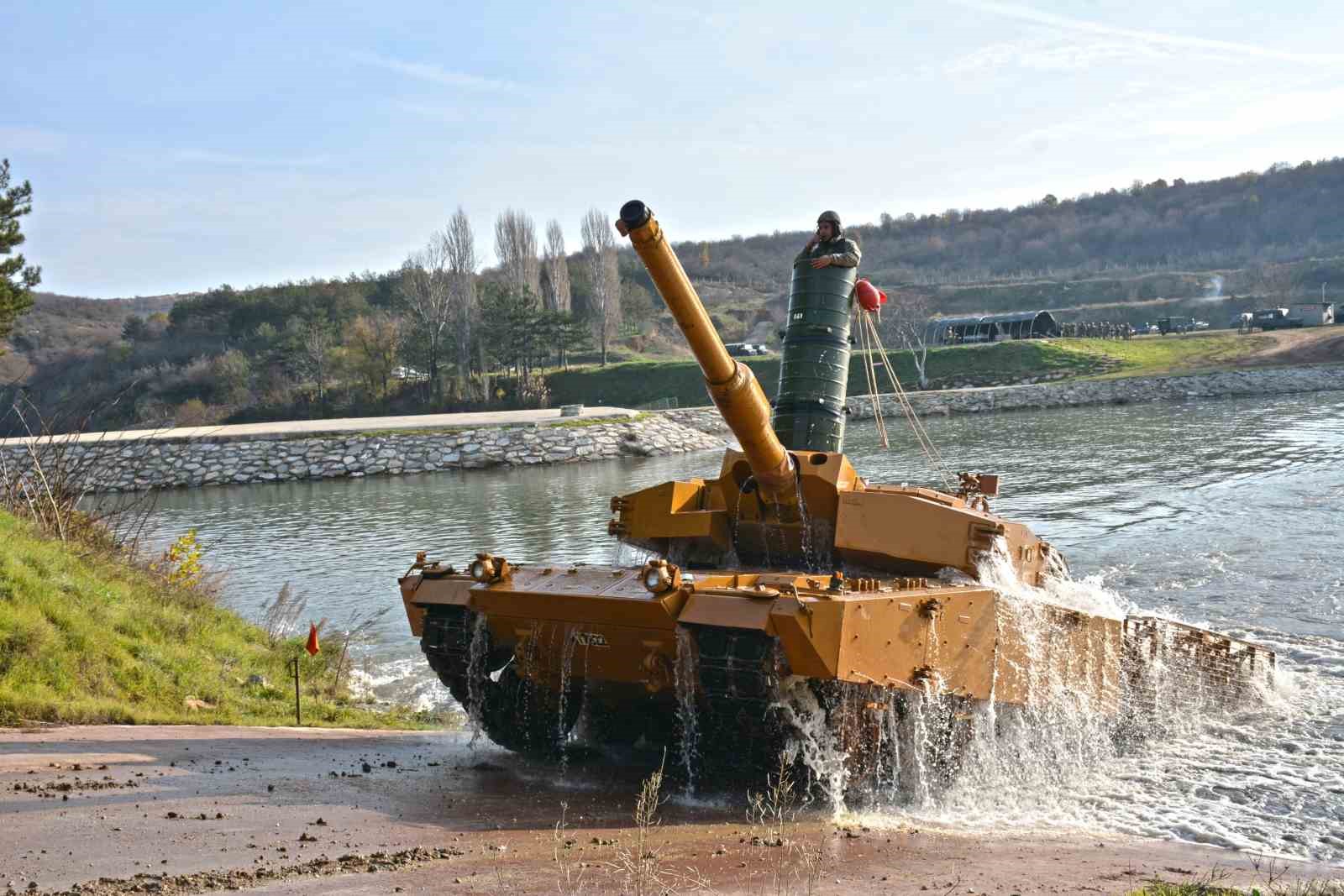 kirklarelinde durgun sularda gecis egitimi tatbikati 1 9r8cN1hE