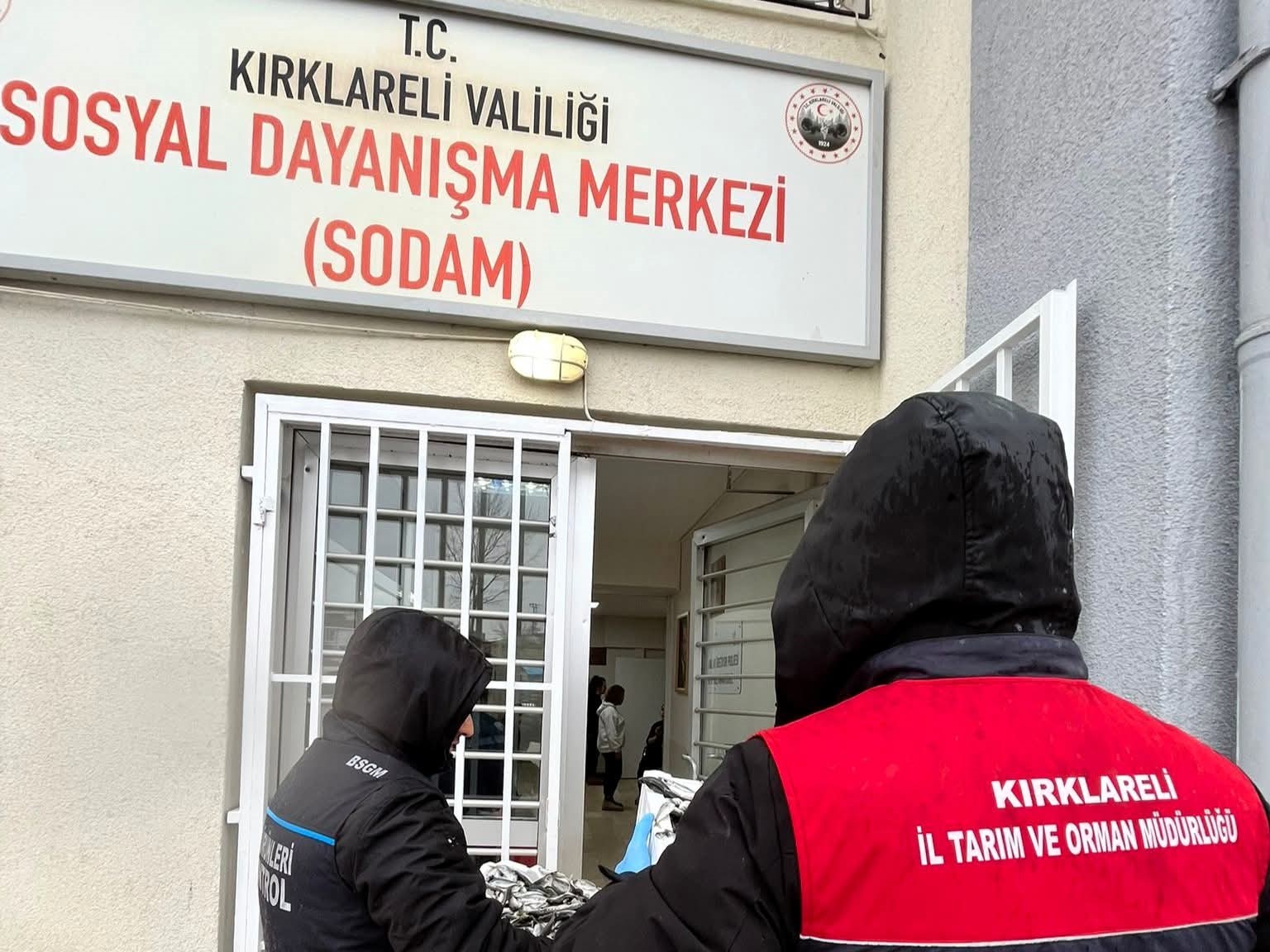 kirklarelinde su urunleri denetiminde 110 koli istavrite cezai islem 2 stXdviVU