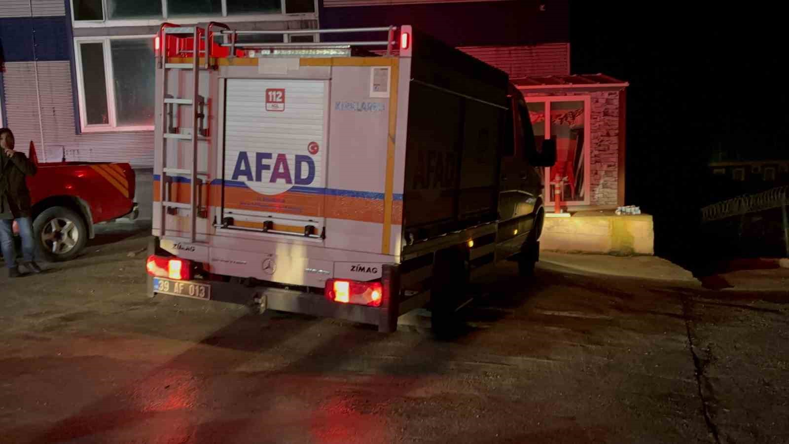kirklarelinde sut urunleri tesisinin deposunda yangin 2 bN86cnb6