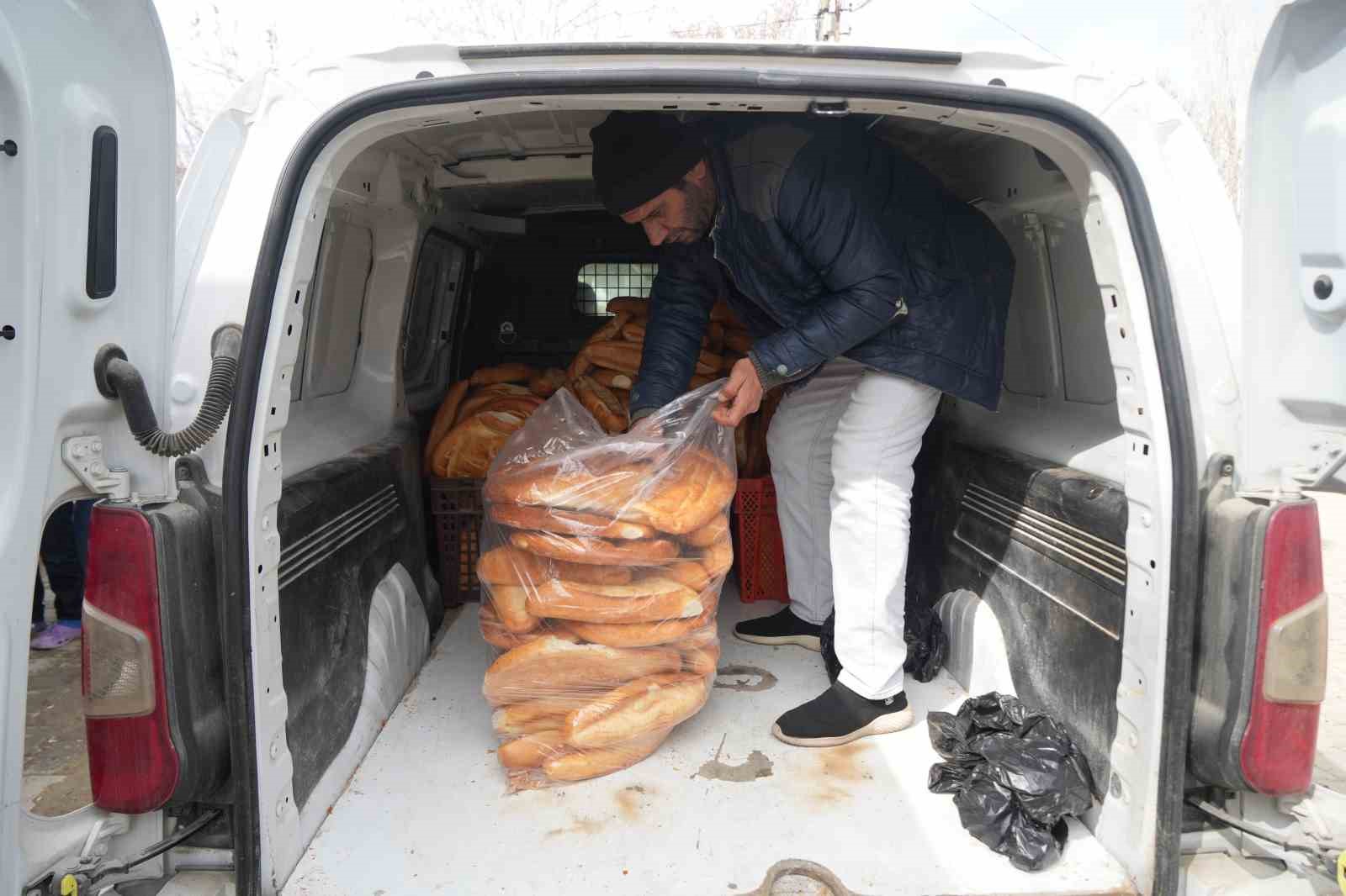 kirkoy beldesinde ramazan ayinda ekmek pisirilmiyor 1 iFivnOe6