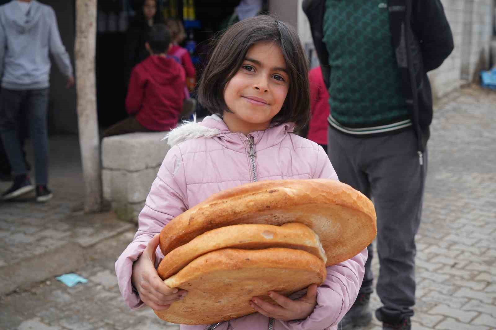 kirkoy beldesinde ramazan ayinda ekmek pisirilmiyor 5 CahY7C1C