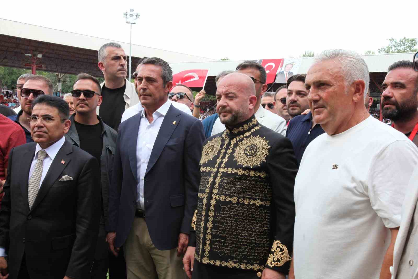 Kırkpınar Ağası Ufuk Özünlü, altın kemerin ebedi sahibi oldu 5 kirkpinar agasi ufuk ozunlu altin kemerin ebedi sahibi oldu 1 pnLt5qQ2