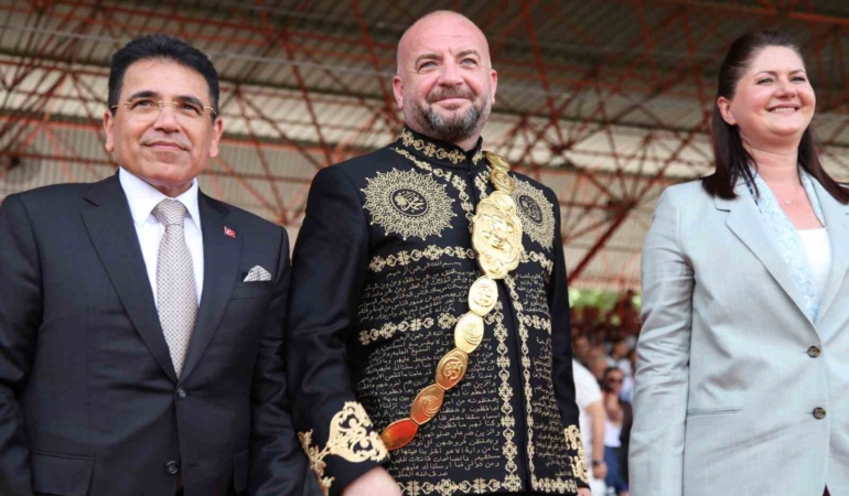 kirkpinar-agasi-ufuk-ozunlu-altin-kemerin-ebedi-sahibi-oldu-wEVMmSZm.jpg