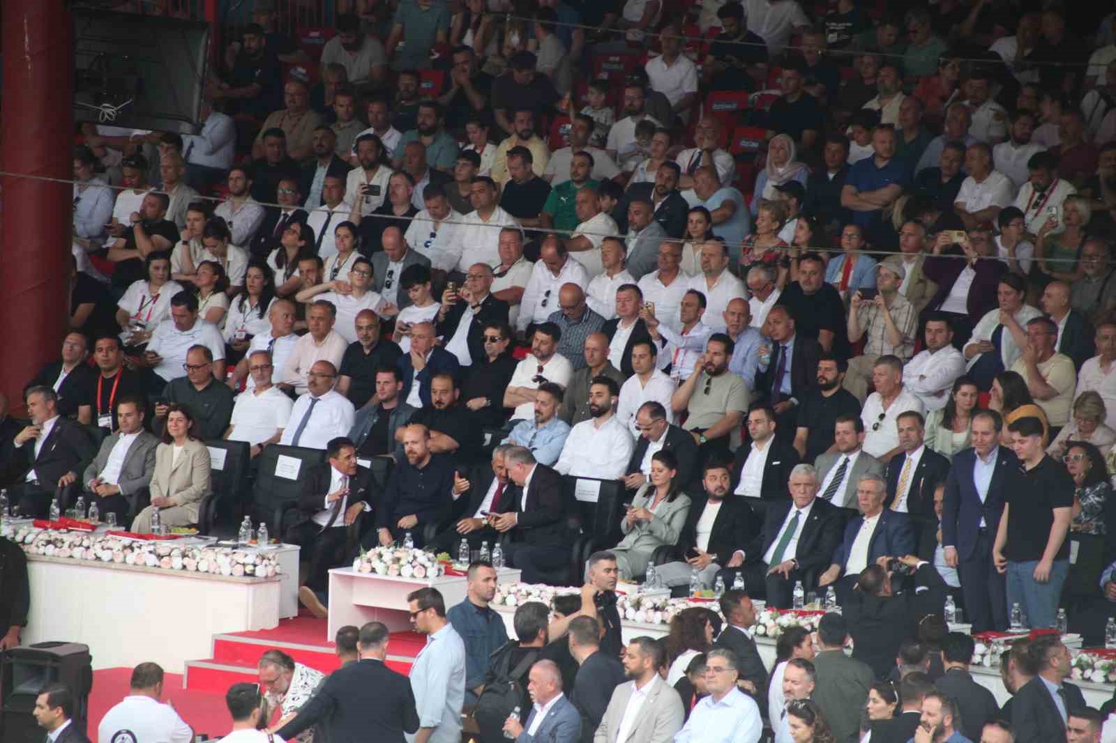 Kırkpınar’da altın kemerin sahibi Erkan Taş oldu 7 kirkpinarda altin kemerin sahibi erkan tas oldu 3