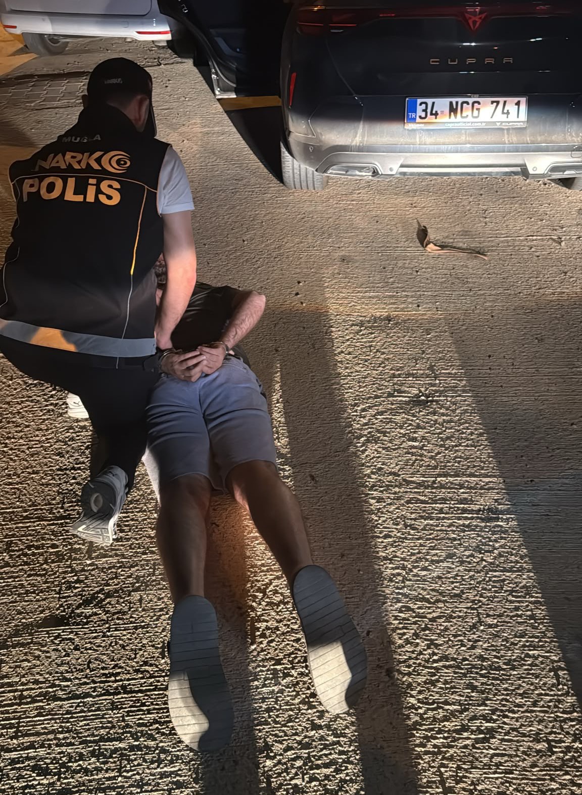 Kırmızı bültenle aranıyordu Bodrum’da kıskıvrak yakalandı 4 kirmizi bultenle araniyordu bodrumda kiskivrak yakalandi 0 SUQB4ezp