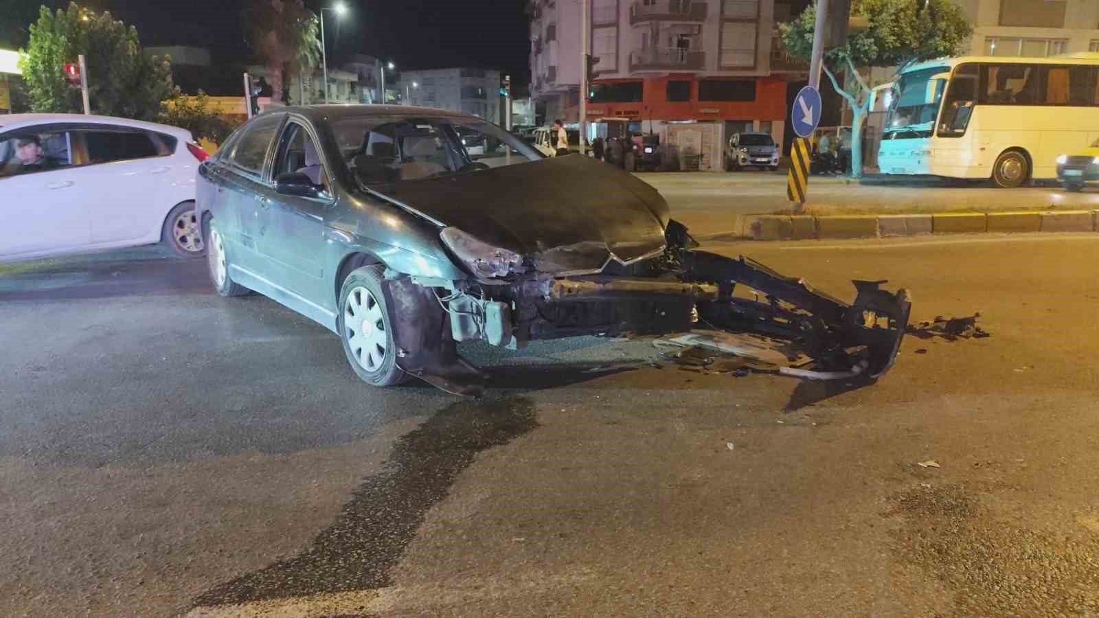 kirmizi isik ihlali yapip kazaya neden oldu 82 bin 719 tl ceza yedi 1 s6A2tKVi
