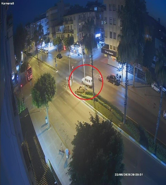 kirmizi isik ihlali yapip kazaya neden oldu 82 bin 719 tl ceza yedi 3 zEEeVGBv