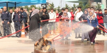 kirsalda-yangina-ilk-mudahale-kadinlardan-VLmaCTUn.jpg