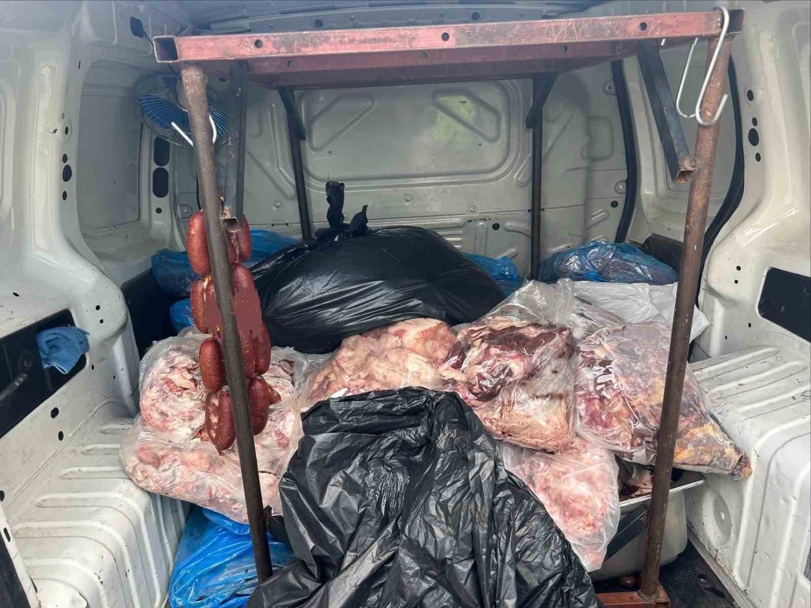 kirsehirde 340 kilogram bozulmus et ele gecirildi 0 TLdRpCLk
