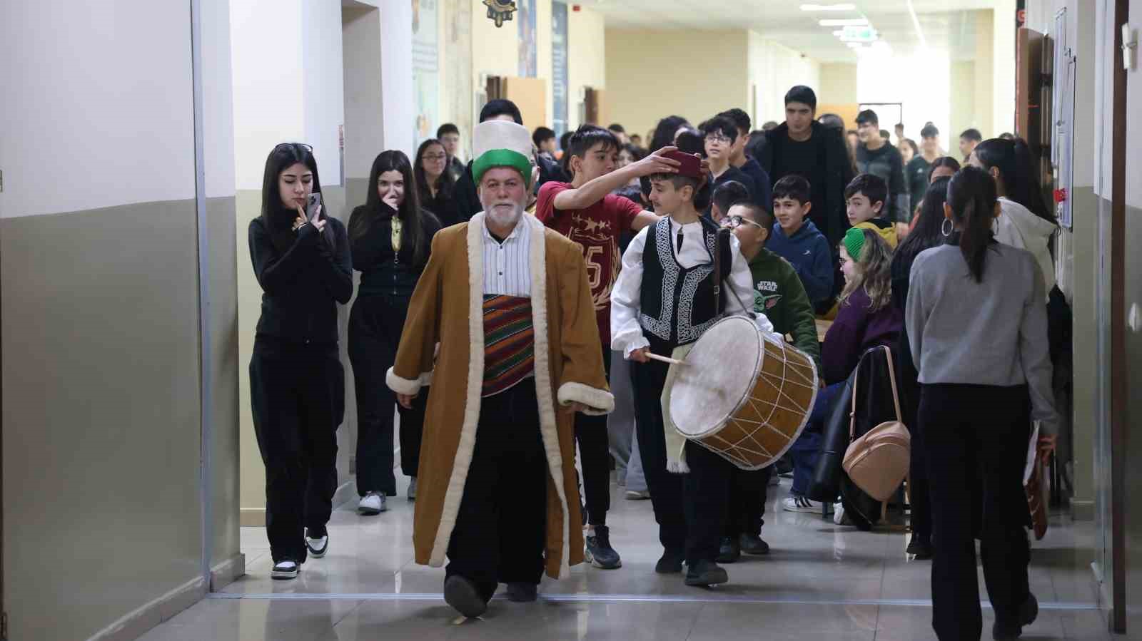 kirsehirde ahi evran canlandirmasiyla ramazan coskusu 6 mG7WfVTK