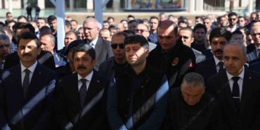 kirsehirde-bogazina-cilek-kacan-25-yasindaki-cocuk-hayatini-kaybetti-iPE6lnkt.jpg