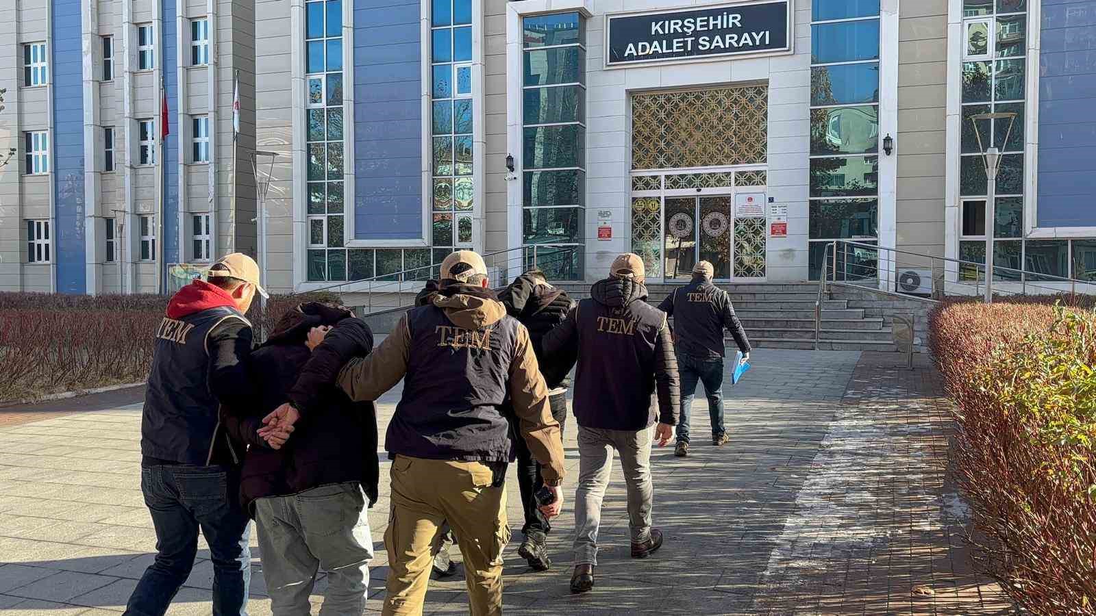 kirsehirde deas operasyonu 4 gozalti 0 stYl8HZu