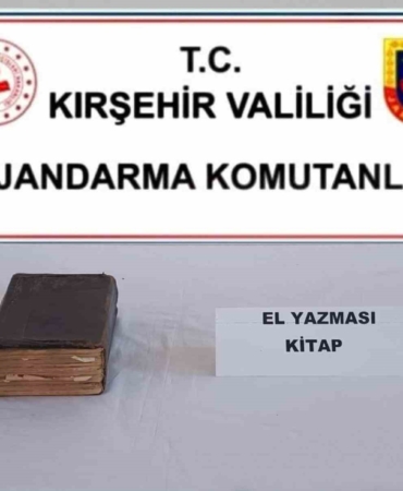 kirsehirde-el-yazmasi-kuran-ele-gecirildi-2xV6Un53.jpg