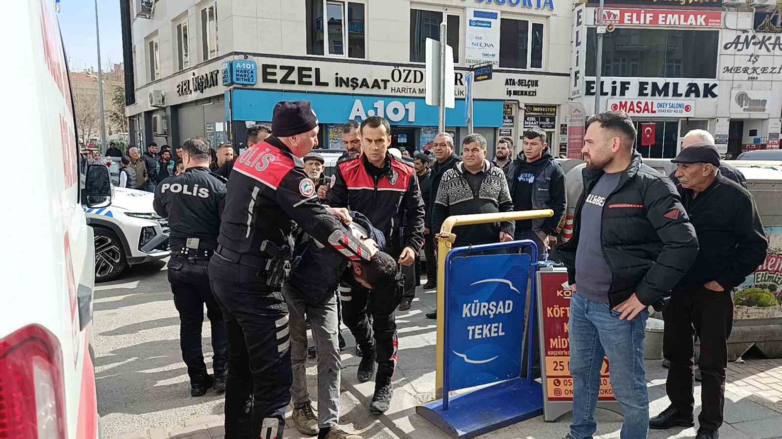kirsehirde husumetli kavgasi kahvehaneye kursun sikti 2 kisi yaralandi 3 gq9fiQRg