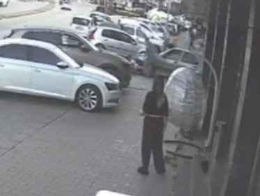 Kırşehir’de otomobile çarpan bisikletli çocuk yaralandı 5 kirsehirde otomobile carpan bisikletli cocuk yaralandi 1 DYBzvqZz