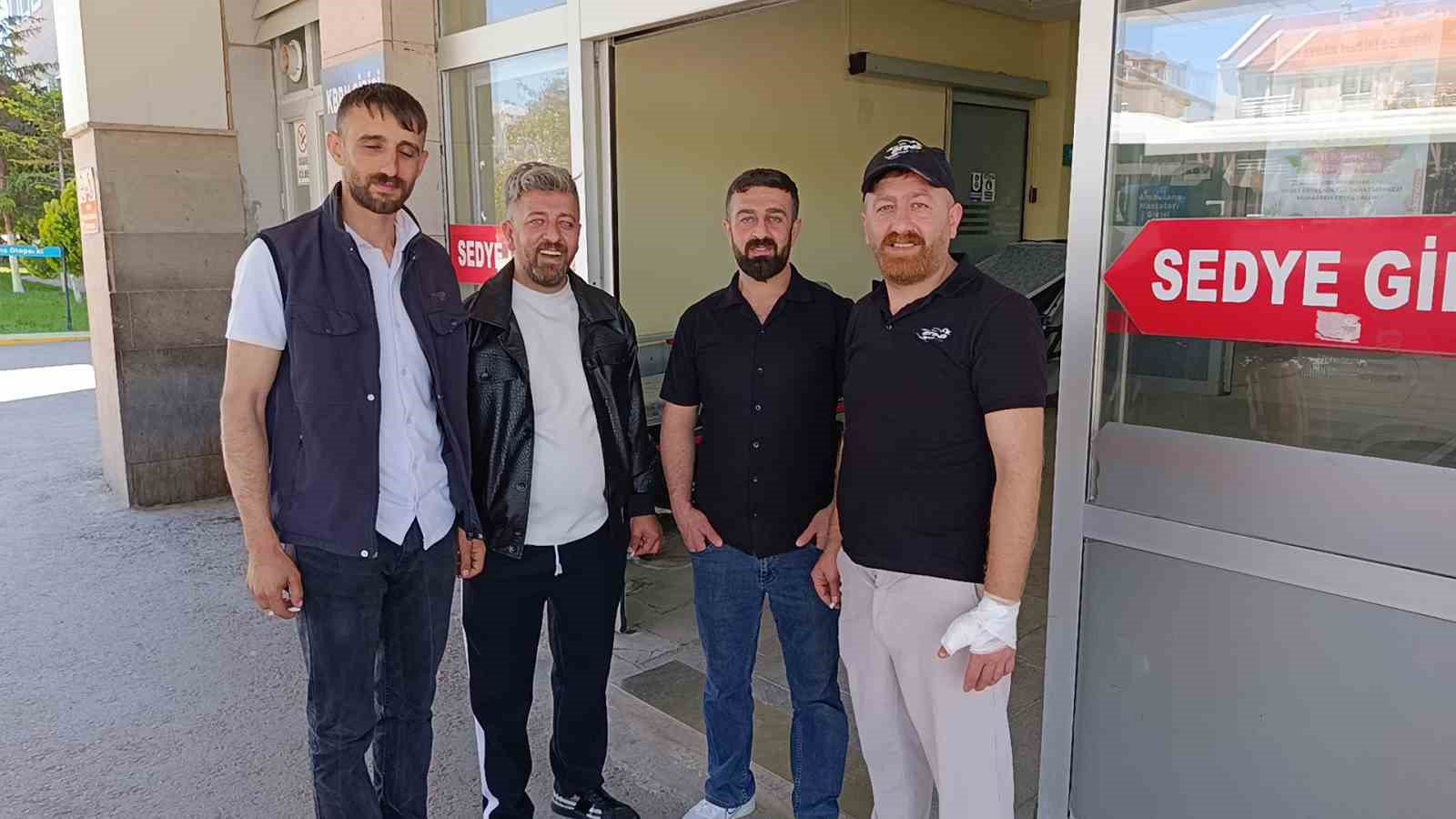 kirsehirde yaralanan acemi kasaplar hastanelik oldu 0 2Bl7DFGD