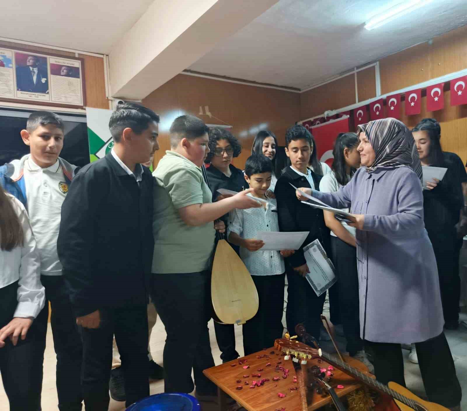 kirsehirde yeni neset ertaslar yetisiyor 2 cKOysY8v