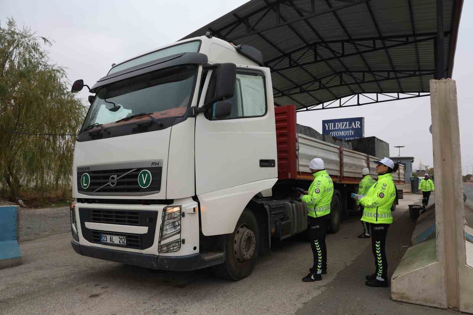 kis lastigi takmayan suruculere 5 bin 856 lira ceza 3 3TCsrLNY