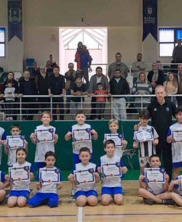 kis-spor-okullarinda-sertifika-heyecani-kCAtXWGn.jpg