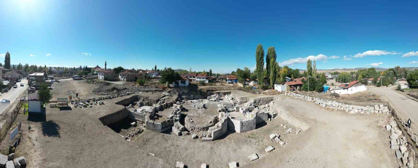 Kısa vadeli kazılar ilçenin tarihine ket vuruyor 4 kisa vadeli kazilar ilcenin tarihine ket vuruyor 0 FdPQAaNE
