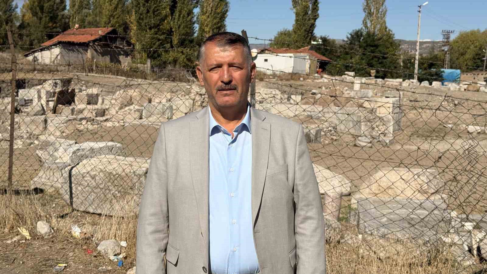 Kısa vadeli kazılar ilçenin tarihine ket vuruyor 5 kisa vadeli kazilar ilcenin tarihine ket vuruyor 1 W6TIZ1Z1