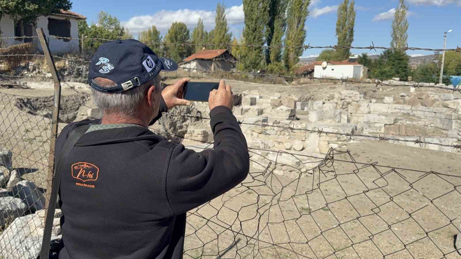 Kısa vadeli kazılar ilçenin tarihine ket vuruyor 8 kisa vadeli kazilar ilcenin tarihine ket vuruyor 4 rRmZy5EY