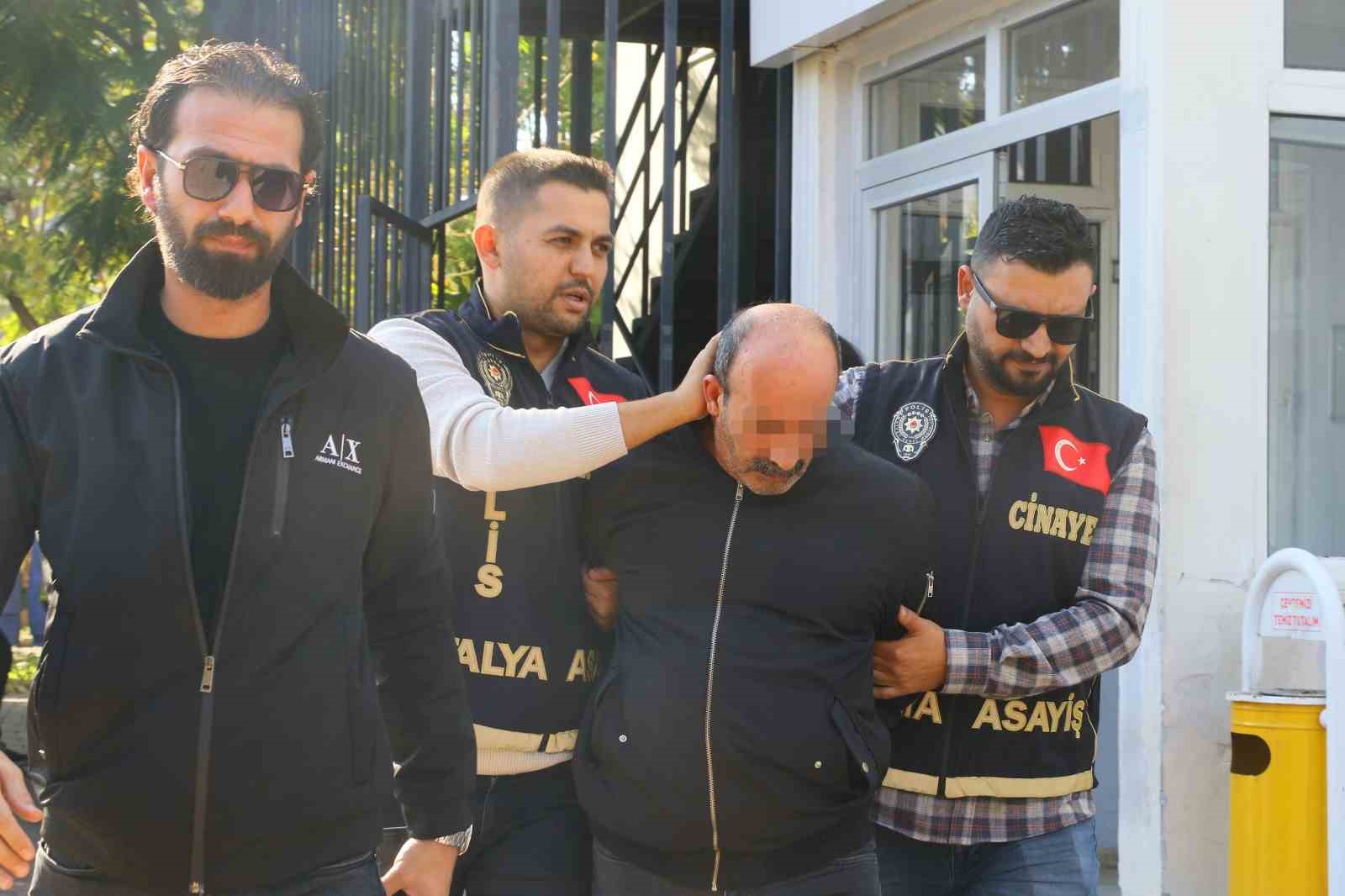 Kıskançlık krizine girip eşini öldürdü, avukat değişikliği ve tahliye istedi 7 kiskanclik krizine girip esini oldurdu avukat degisikligi ve tahliye istedi 3 gmXwCYUn