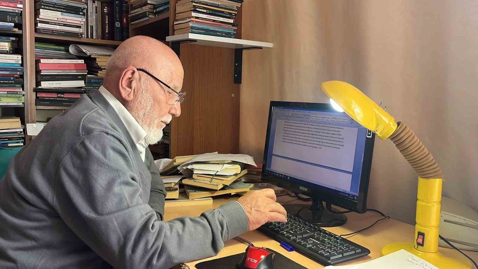 kitap aski cocuklukta basladi 11 bin kitaba ulasti 2 pr4giSAQ