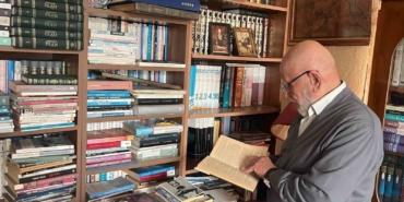 kitap-aski-cocuklukta-basladi-11-bin-kitaba-ulasti-u4UIVmF9.jpg