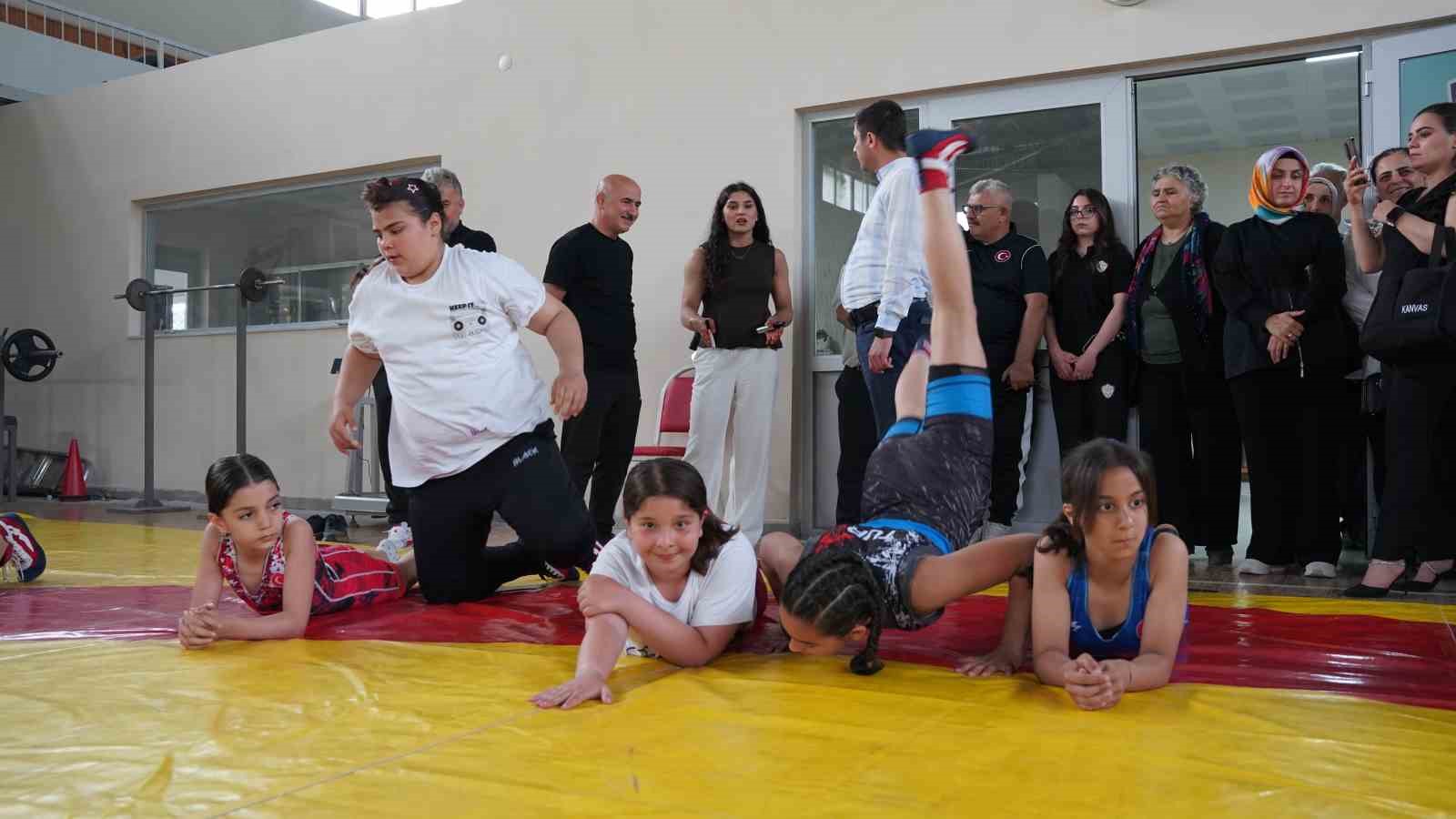 kiz cocuklarinin gures hayali nesrin basla buyuyor 1