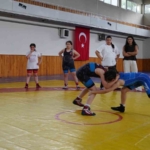 kiz-cocuklarinin-gures-hayali-nesrin-basla-buyuyor-MZ3TRT1m.jpg