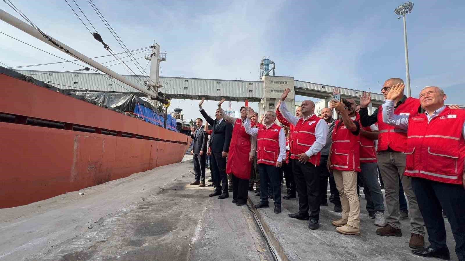 kizilay genel baskani fatma meric yilmaz 0 CiBAHAJA