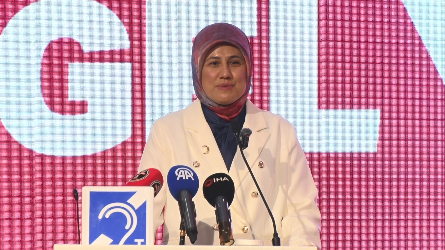kizilay genel baskani yilmaz 44 bin engelli gonullumuz engelsiz teskilatinda gece gunduz hizmet ediyor igu3jgza