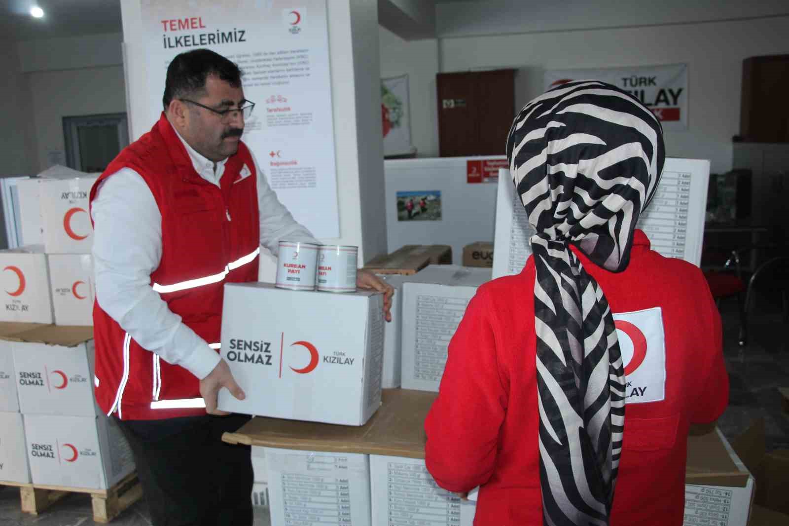 kizilay ramazan ayinda sirnakta bin haneye nakdi destek saglayacak 0 Nt8MVVRF