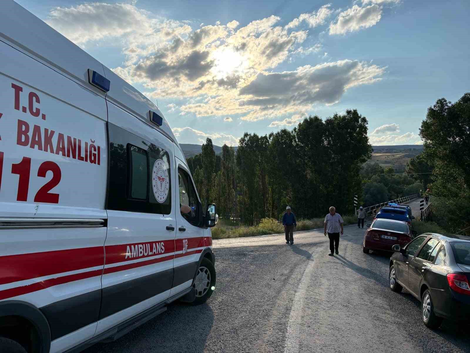 Kızılırmak Nehri’nde çırpınan çocuğunu kurtarmak için suya giren baba kayboldu 9 kizilirmak nehrinde cirpinan cocugunu kurtarmak icin suya giren baba kayboldu 5 yFN9UTIS