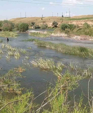 kizilirmakta-kaybolan-genci-arama-calismalari-ucuncu-gununde-devam-ediyor-PphnIYu4.jpg
