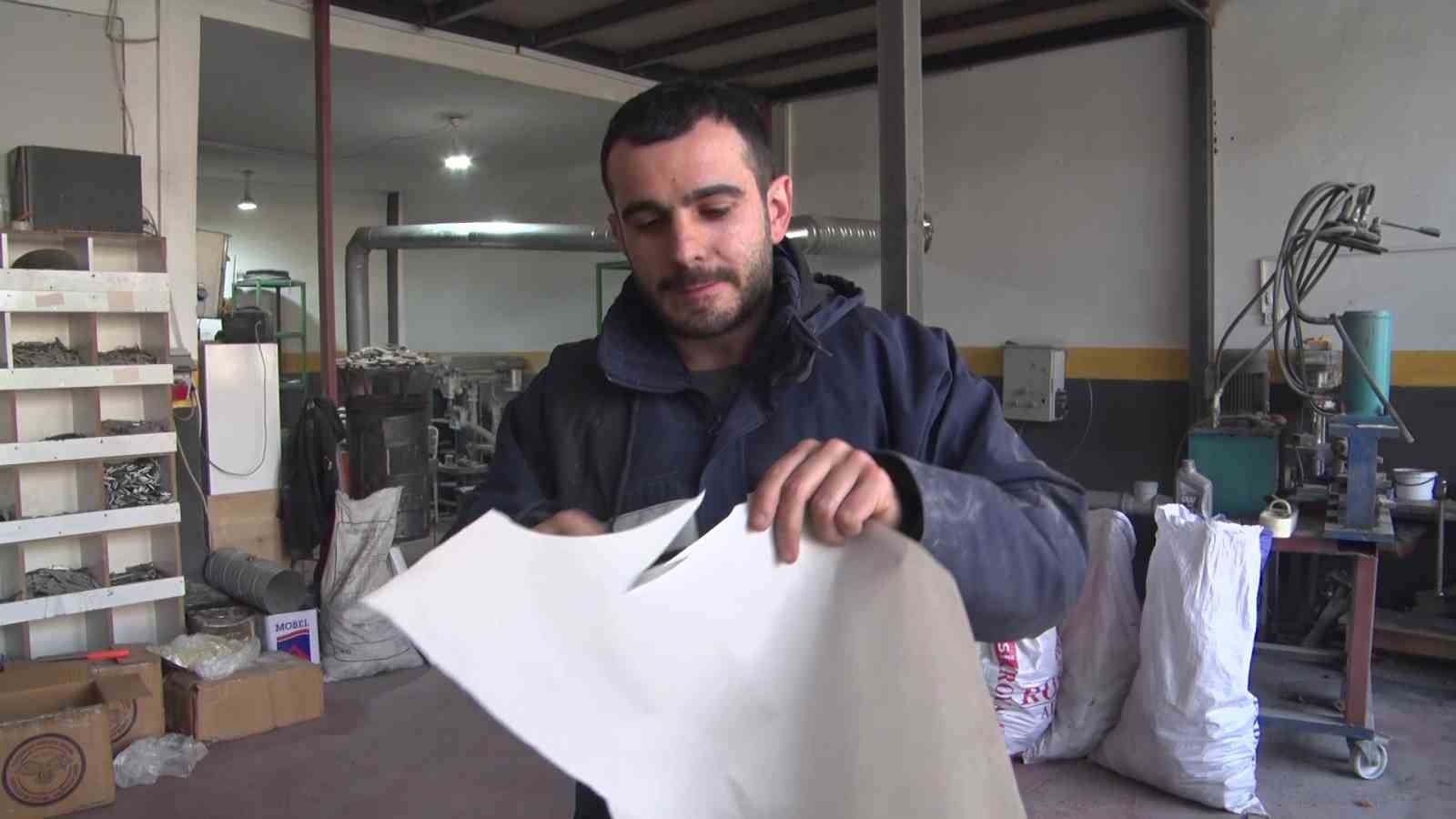 kizimin yuzunu unuttum dedi fabrikasyona karsi yuz yillik gelenekle ayakta duruyor 4 uiW6SakS