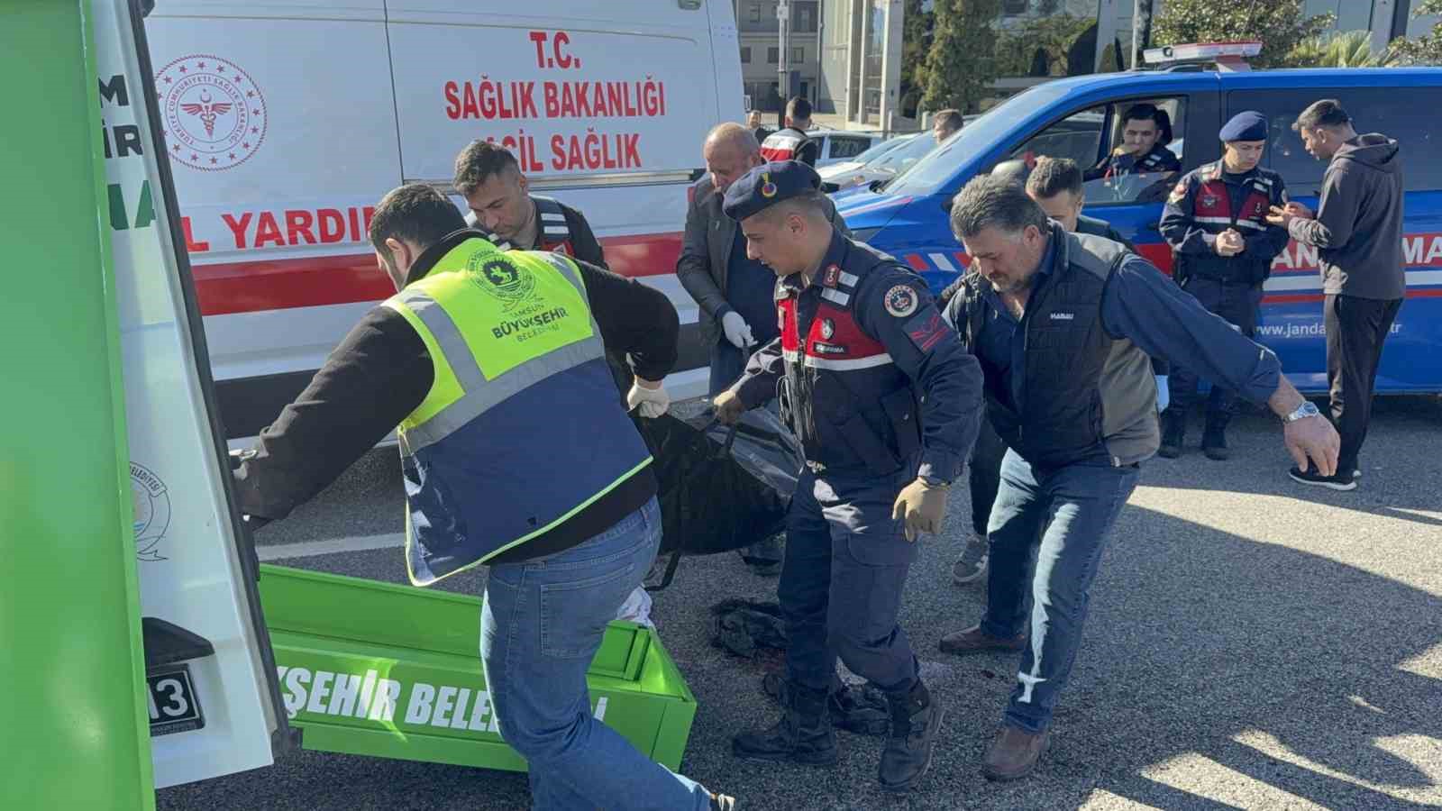 Kızına kahvaltıya giderken feci son: Kaza anı güvenlik kamerasında 5 kizina kahvaltiya giderken feci son kaza ani guvenlik kamerasinda 1 uNUKlAir