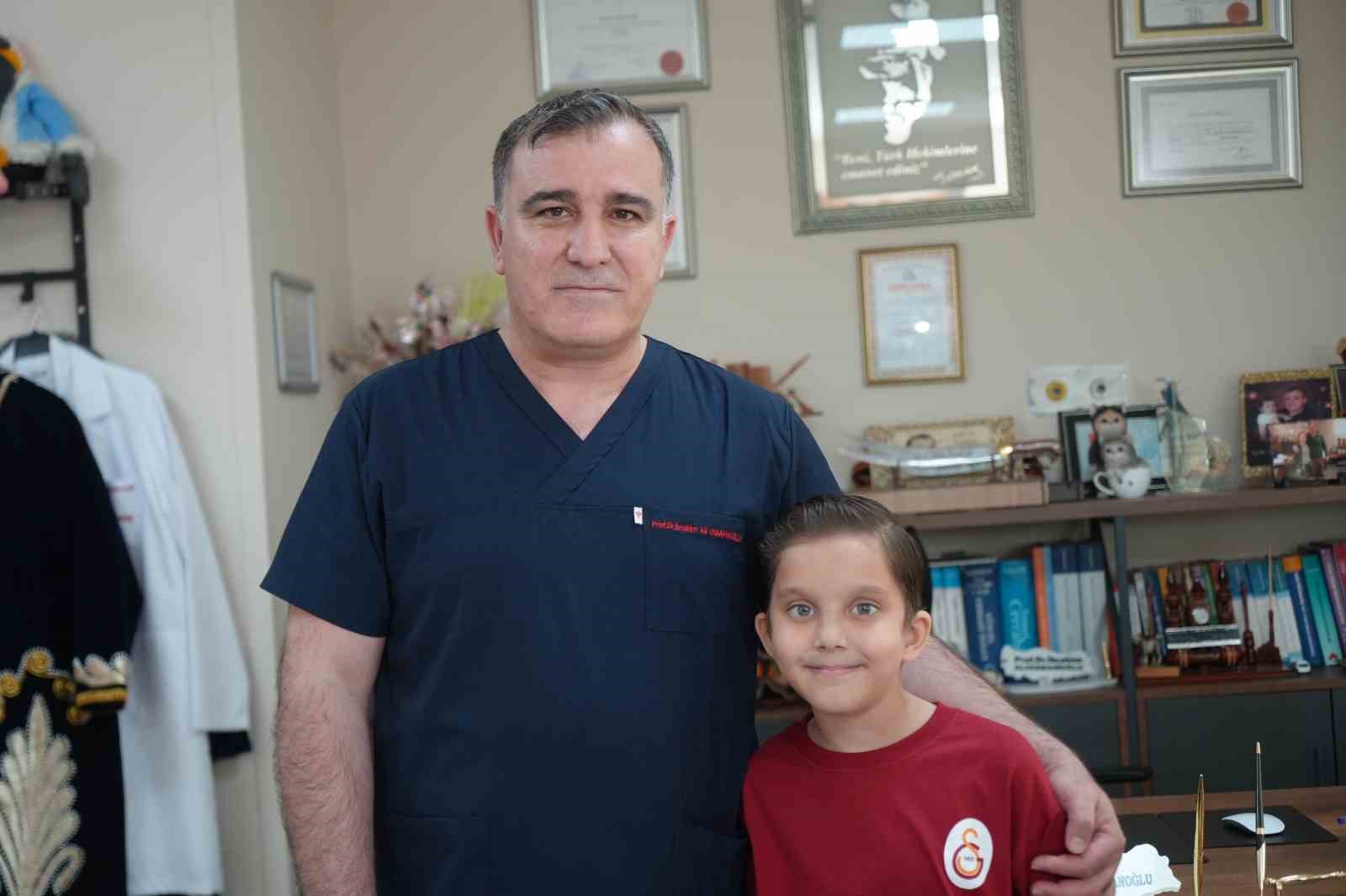 Kızını karaciğer nakli beklerken kaybetti, oğlu organ bağışıyla hayata tutundu 7 kizini karaciger nakli beklerken kaybetti oglu organ bagisiyla hayata tutundu 3 a6aLmSDM