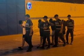 kizkalesinde-kimlik-gostermek-yerine-polise-karsi-gelen-4-supheli-tutuklandi-T8zQtWcy.jpg