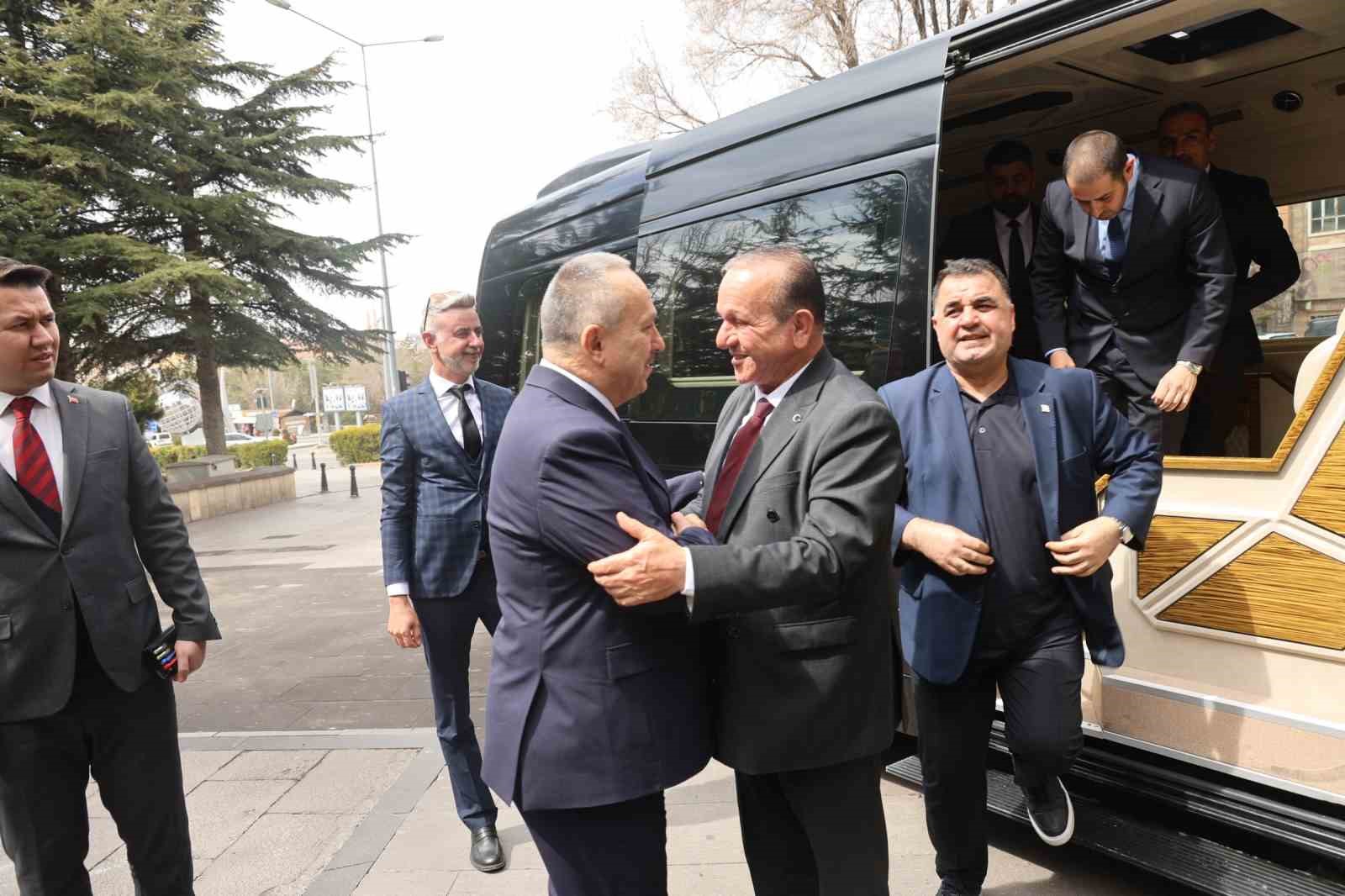 kktc basbakan yardimcisi ataoglu farkli ulkelere gitmek yerine kendi adamizi ziyaret edin 0 5TwEdJuj